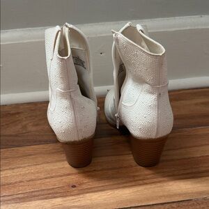 MIA White Textured Ankle Booties